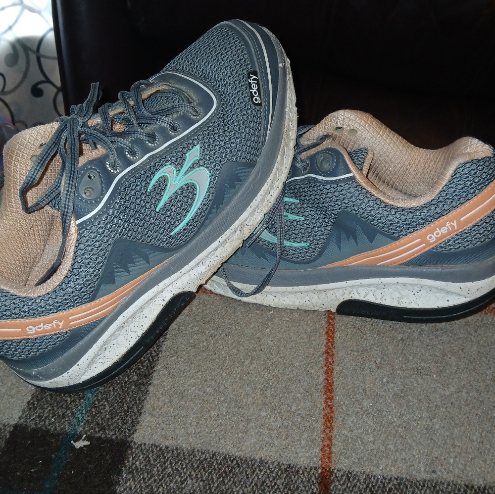 Gdefy Shoes